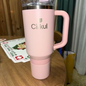Cirkul Pink Insulated Tumbler 40 oz
